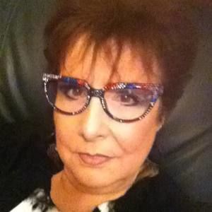 Meet your Posher, Carol